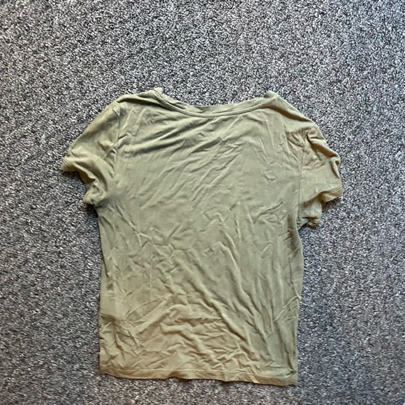 AE top - Picture 1 of 3